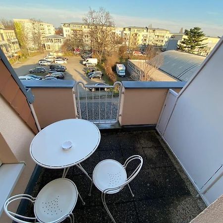 Schoene 2-Raumwohnung In Drážďany Exteriér fotografie